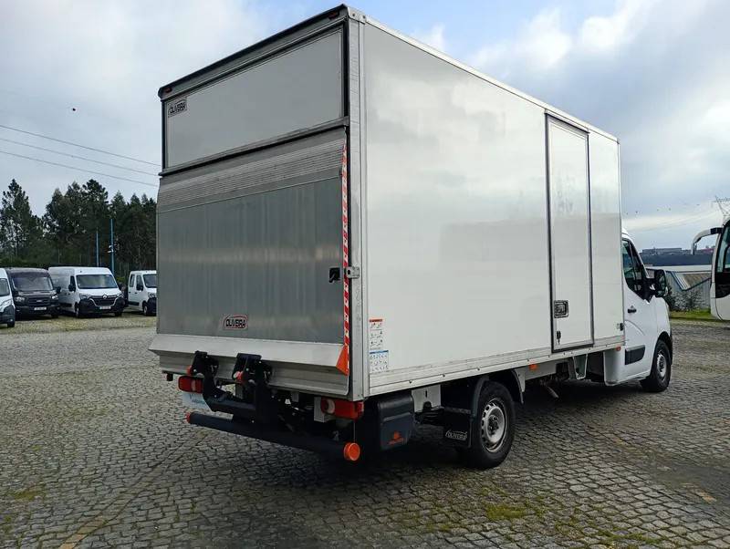 renault-master-2024-diesel-2299cc