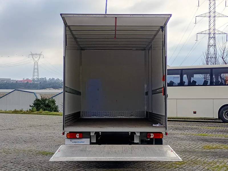 renault-master-2024-diesel-2299cc