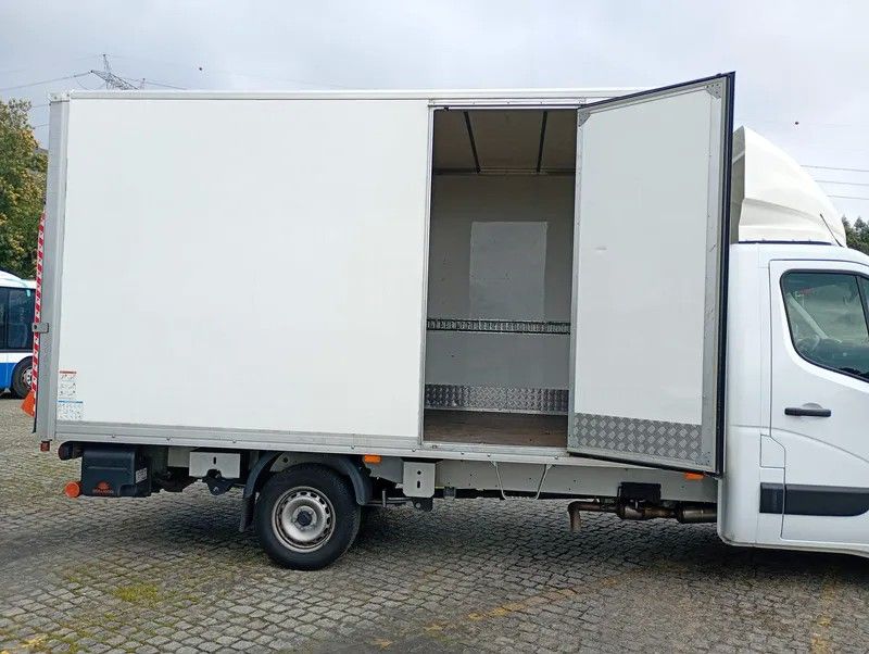 renault-master-2024-diesel-2299cc