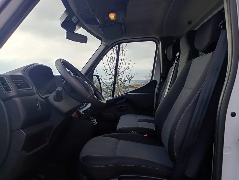 renault-master-2024-diesel-2299cc