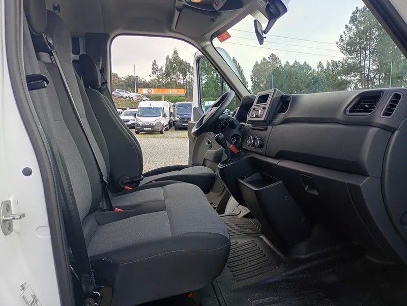 renault-master-2024-diesel-2299cc