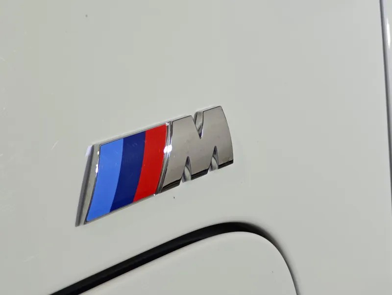 bmw-serie-3-2024-hibrido-a-gasolina-1998cc