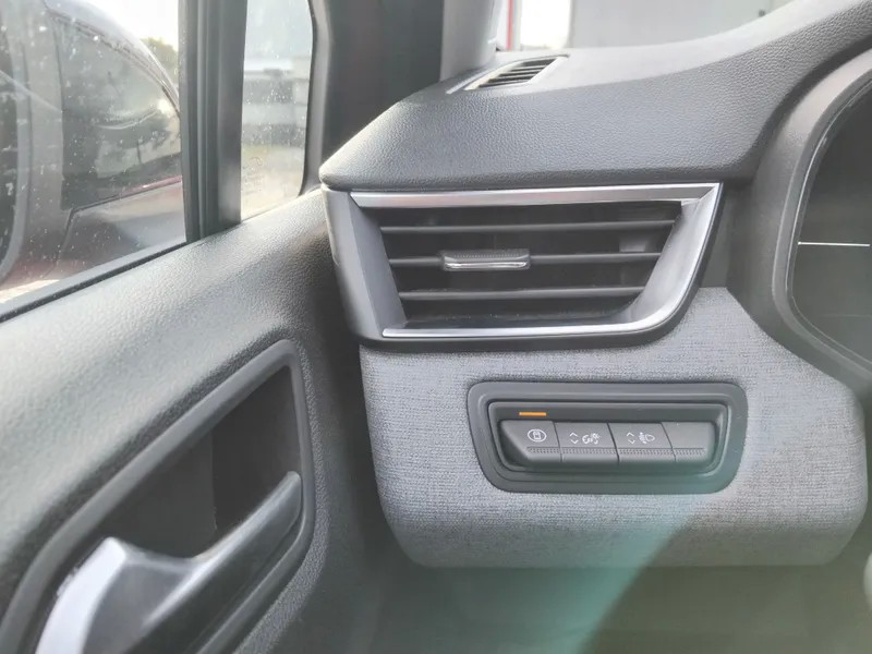 renault-clio-2025-diesel-1461cc