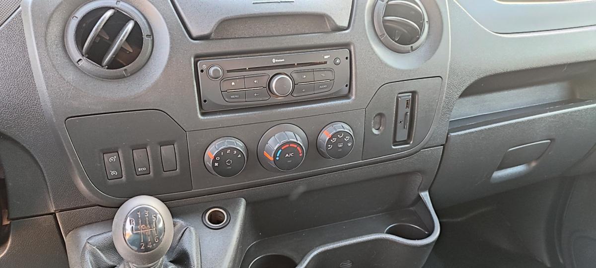 renault-master-2019-diesel-2300cc