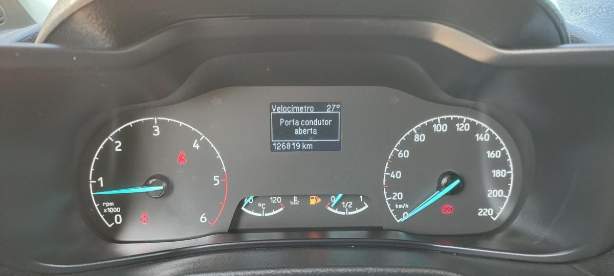 ford-transit-connect-2023-diesel-1500cc