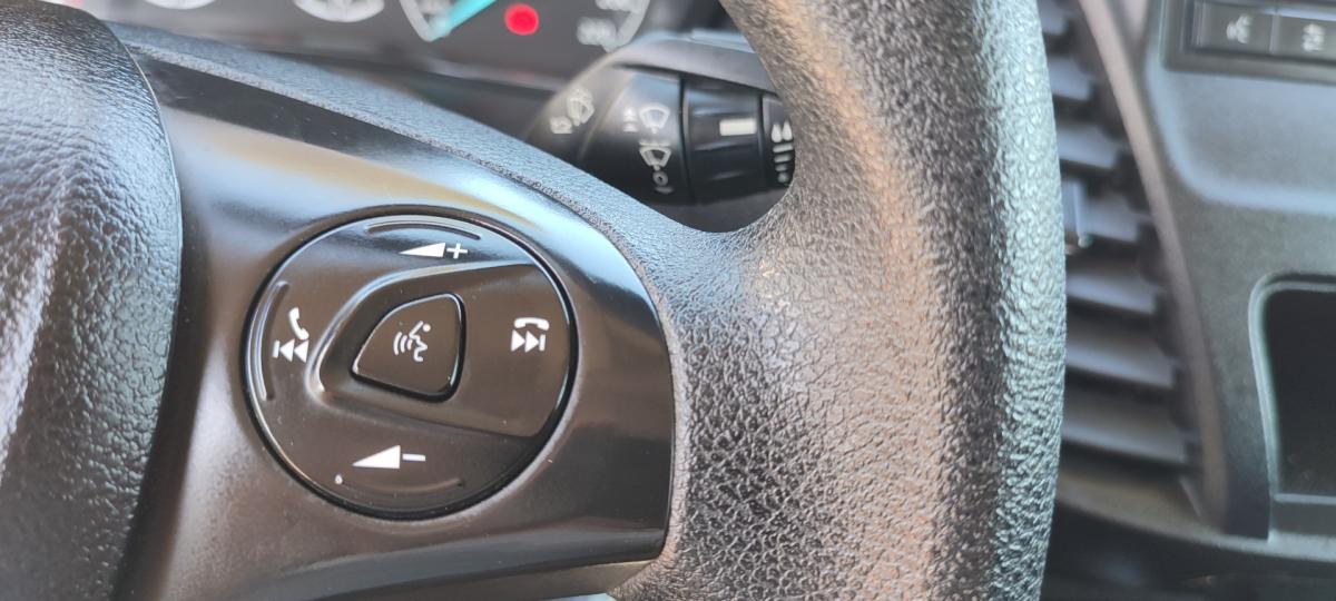 ford-transit-connect-2023-diesel-1500cc