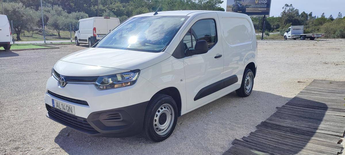 toyota-proace-city-2021-diesel-1500cc