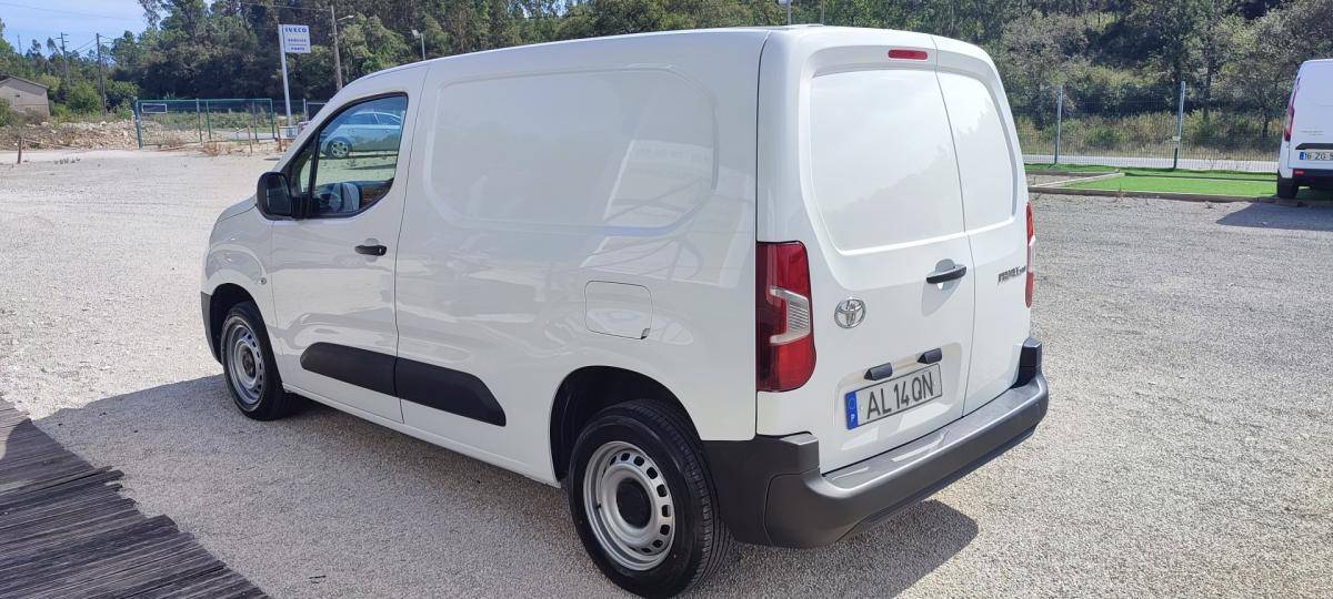 toyota-proace-city-2021-diesel-1500cc