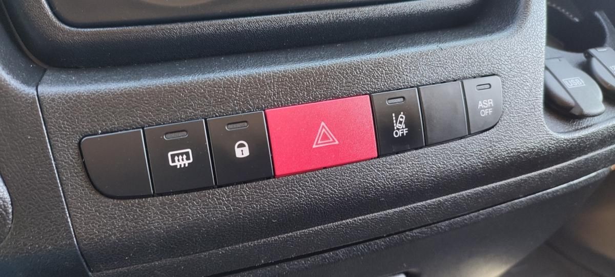 citroen-jumper-2020-diesel-2200cc