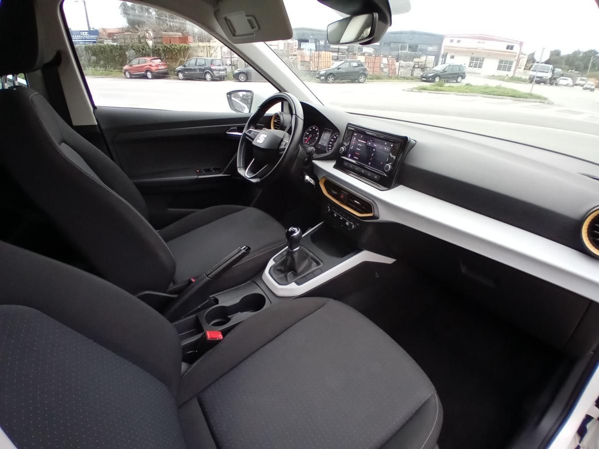 seat-arona-2022-gasolina-999cc