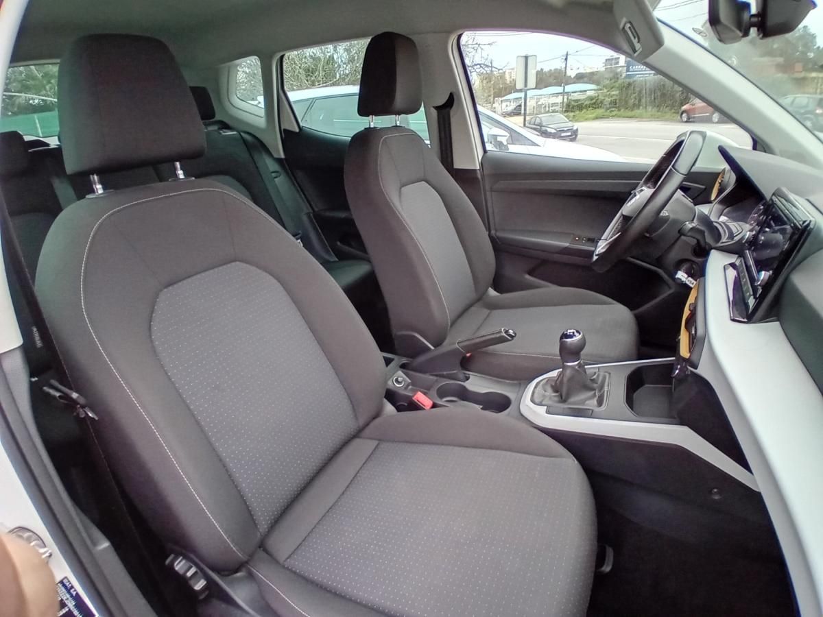 seat-arona-2022-gasolina-999cc
