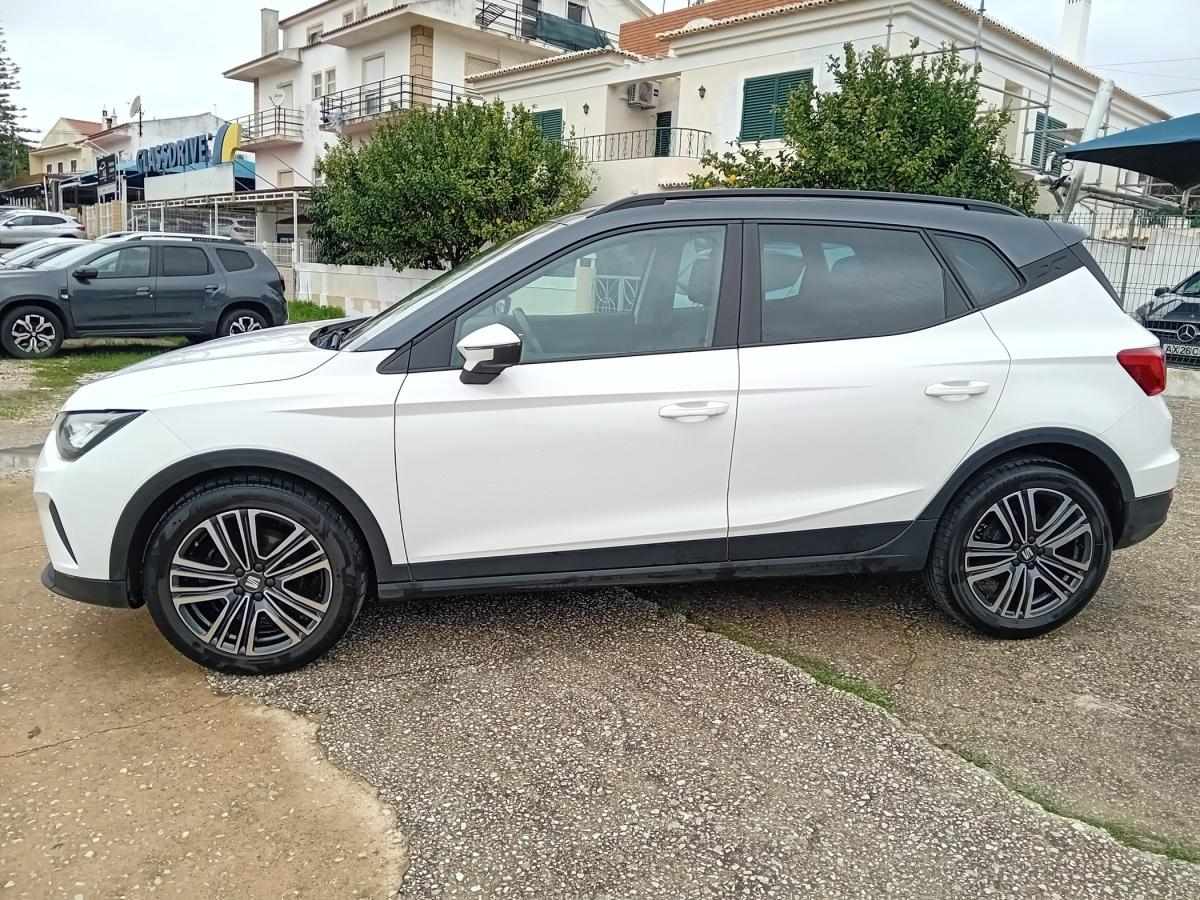 seat-arona-2022-gasolina-999cc