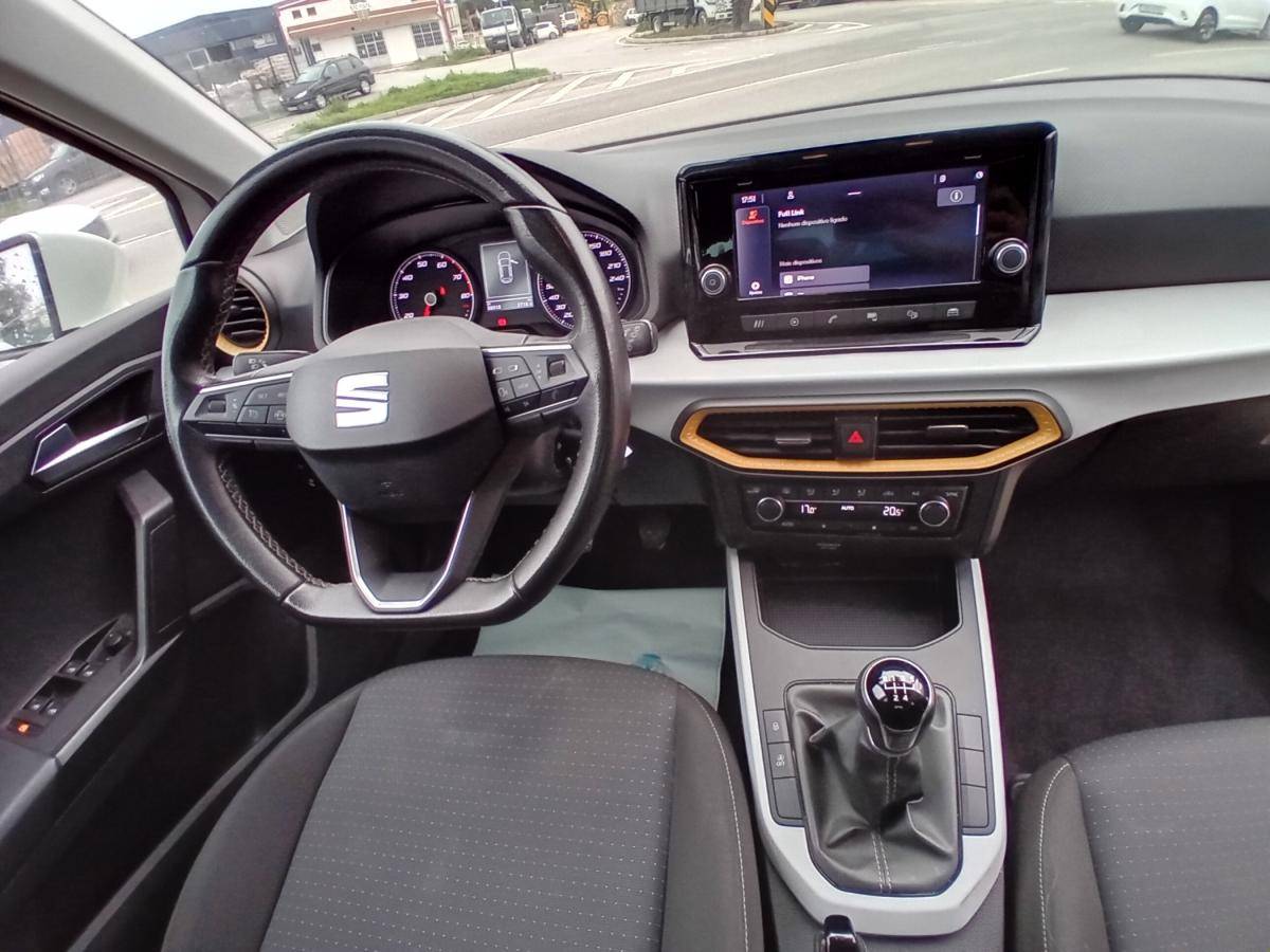 seat-arona-2022-gasolina-999cc