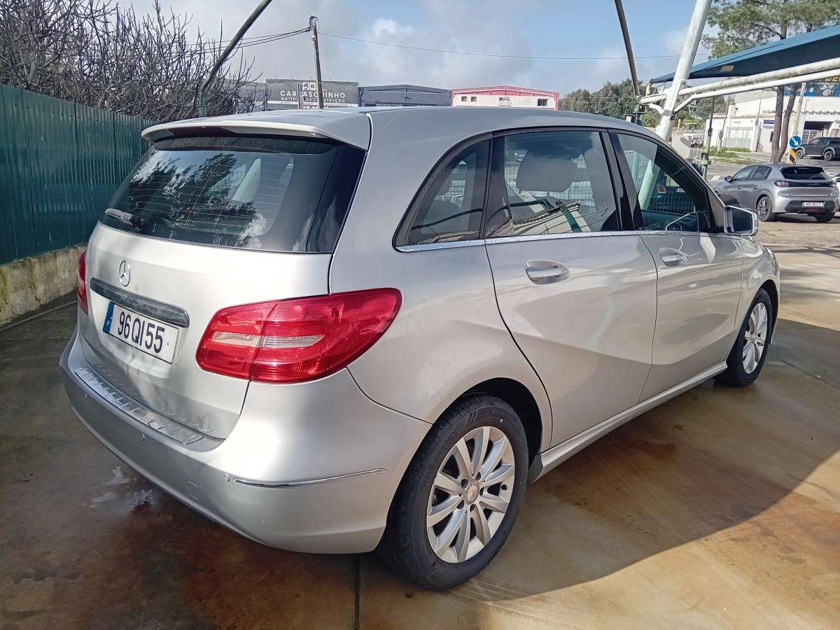 mercedes-benz-classe-b-2014-diesel-1796cc