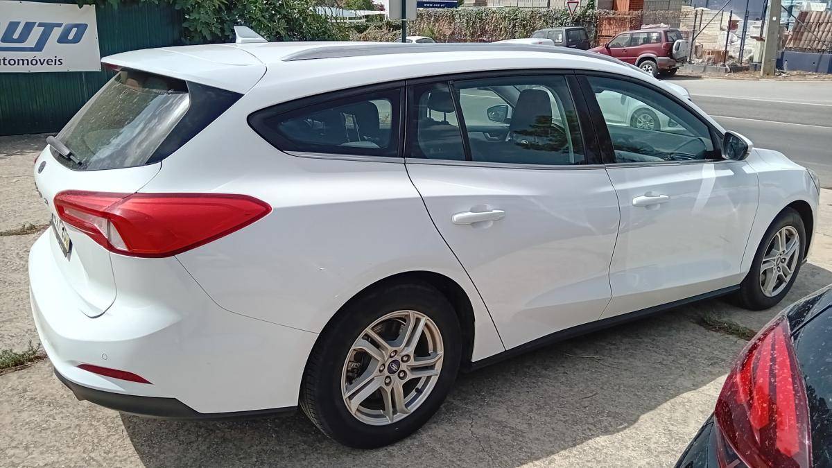 ford-focus-sw-2019-gasolina-998cc