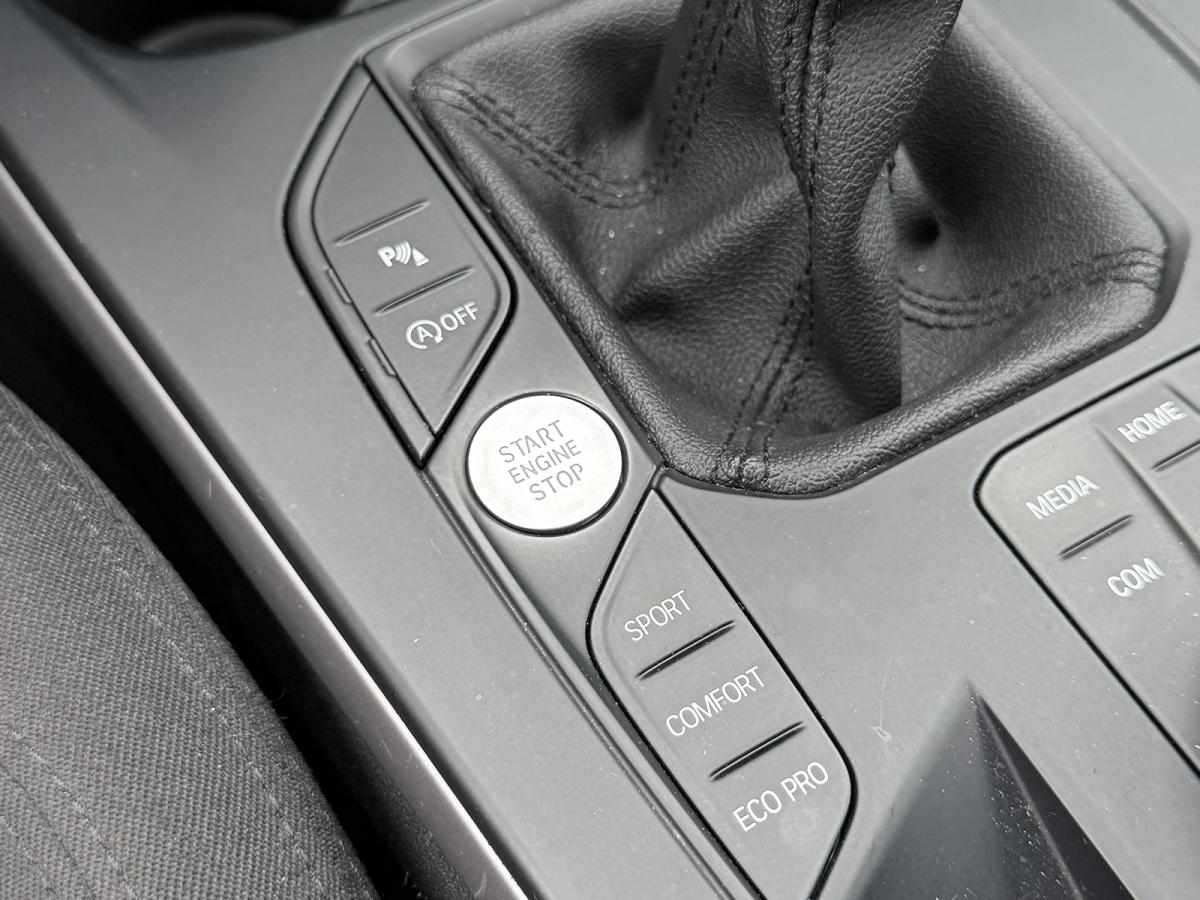 bmw-serie-1-118i-2020-gasolina-1499cc