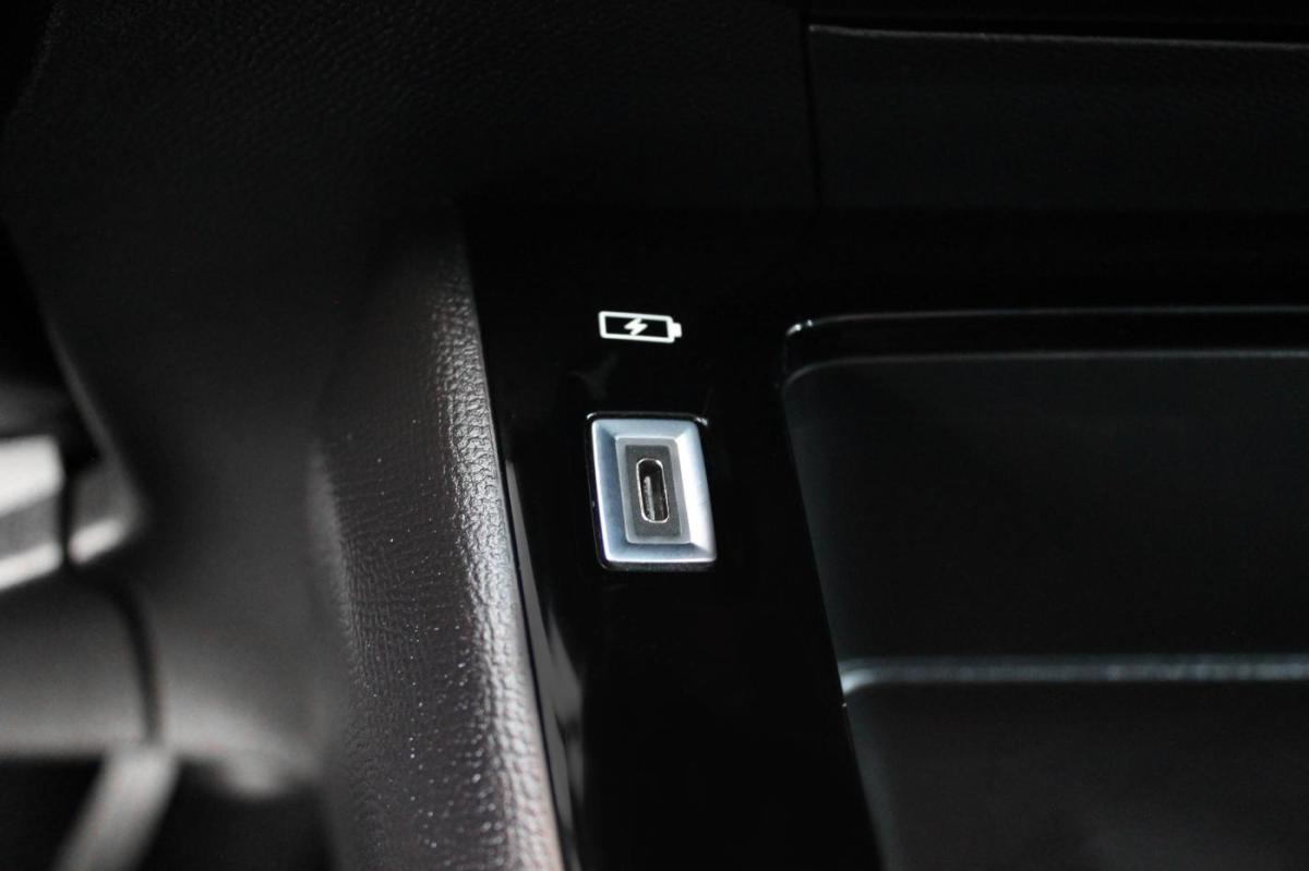 peugeot-208-2020-diesel-1499cc