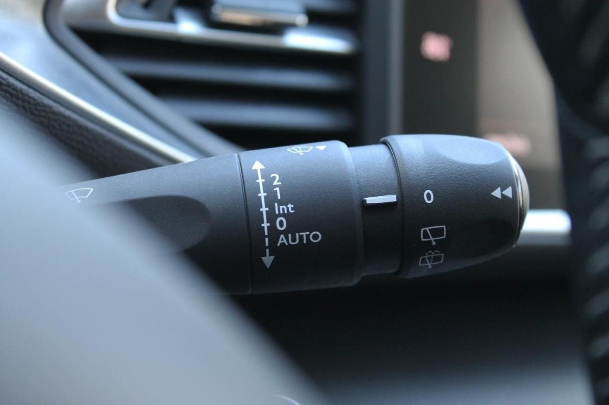 peugeot-308-sw-2020-diesel-1499cc