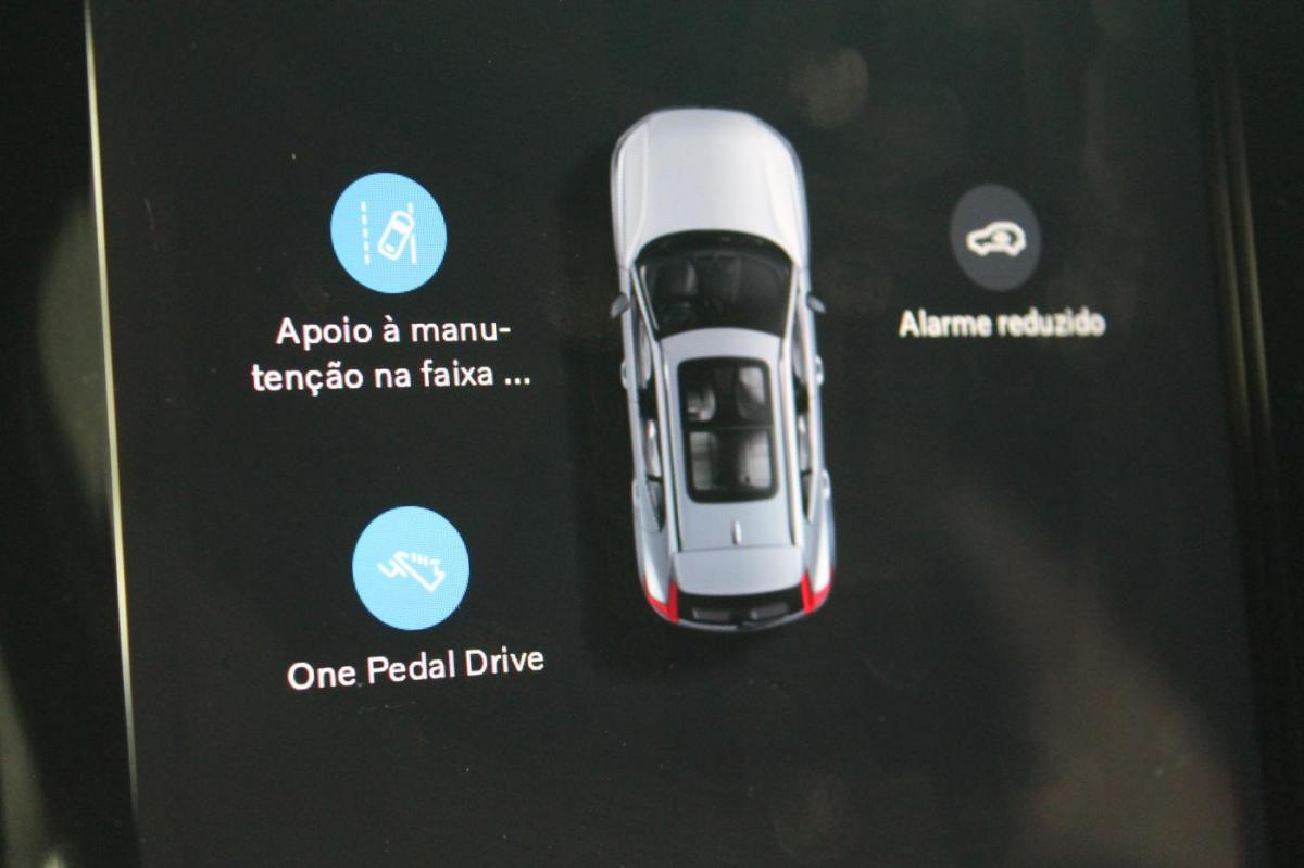 volvo-xc40-2023-eletrico-0cc