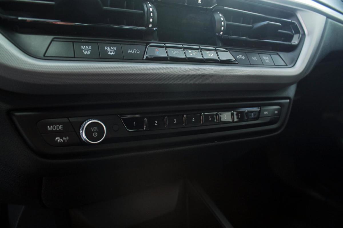 bmw-serie-1-2021-diesel-1496cc