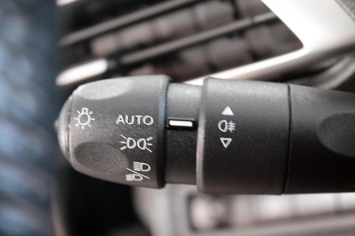 peugeot-3008-2021-diesel-1499cc