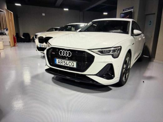 audi-e-tron-55-quattro-2022-eletrico