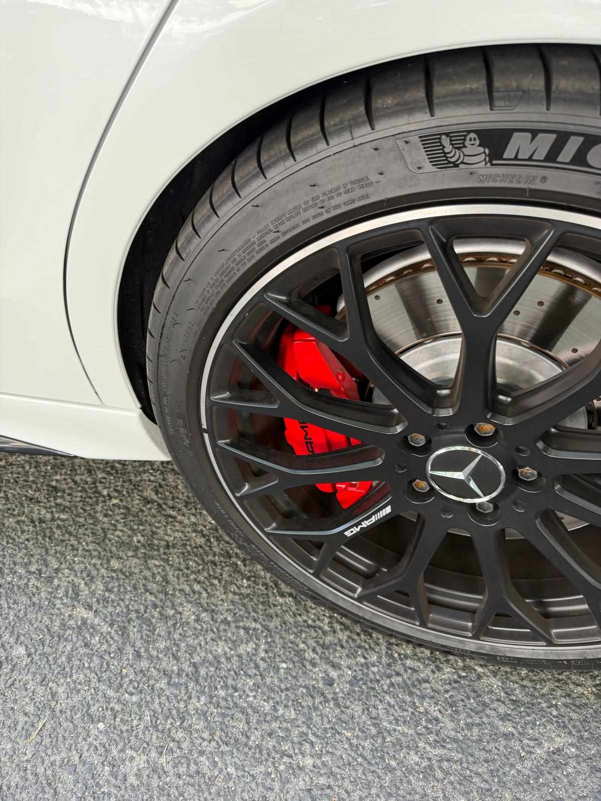 mercedes-benz-classe-c-c-63-s-amg-e-performance-2024-gasolina-1991cc