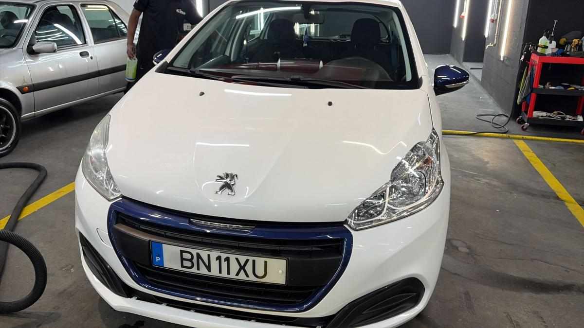peugeot-208-1-2-puretech-2017-gasolina-1199cc