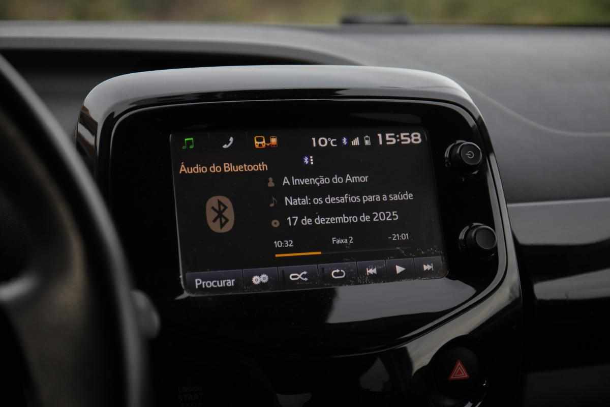 toyota-aygo-1-0-vvt-i-2015-gasolina-998cc