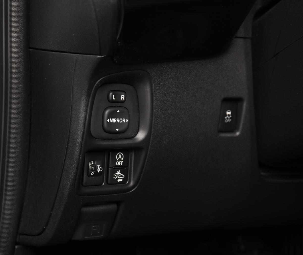 toyota-aygo-1-0-vvt-i-2015-gasolina-998cc