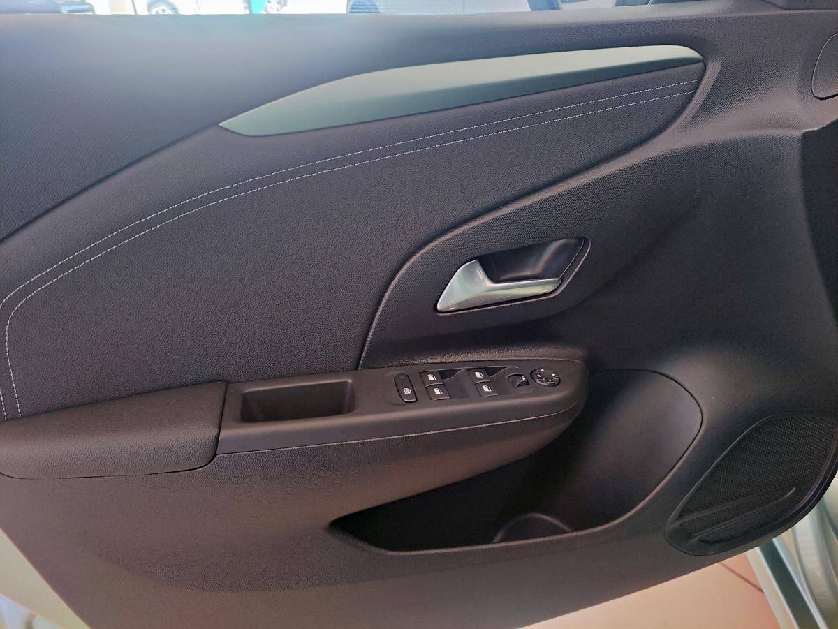 opel-corsa-2023-gasolina-1199cc