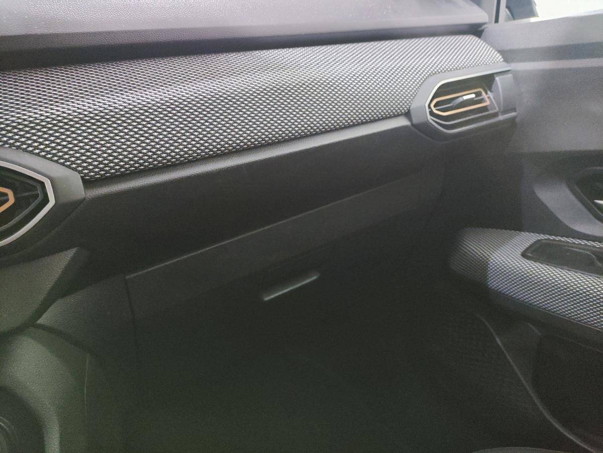 dacia-sandero-2024-gpl-999cc