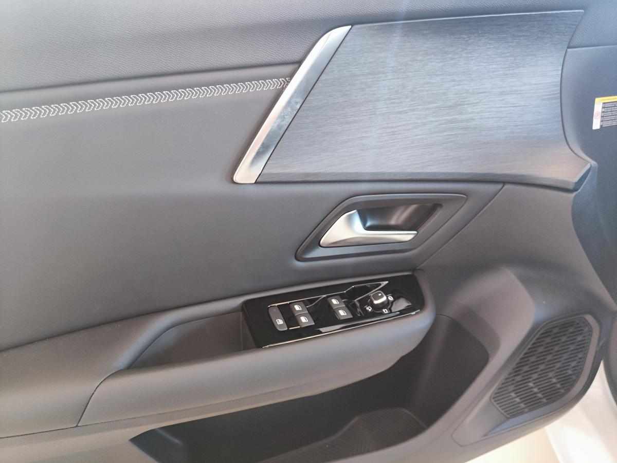 citroen-c5-x-1-6-hybrid-225-2025-gasolina-1598cc