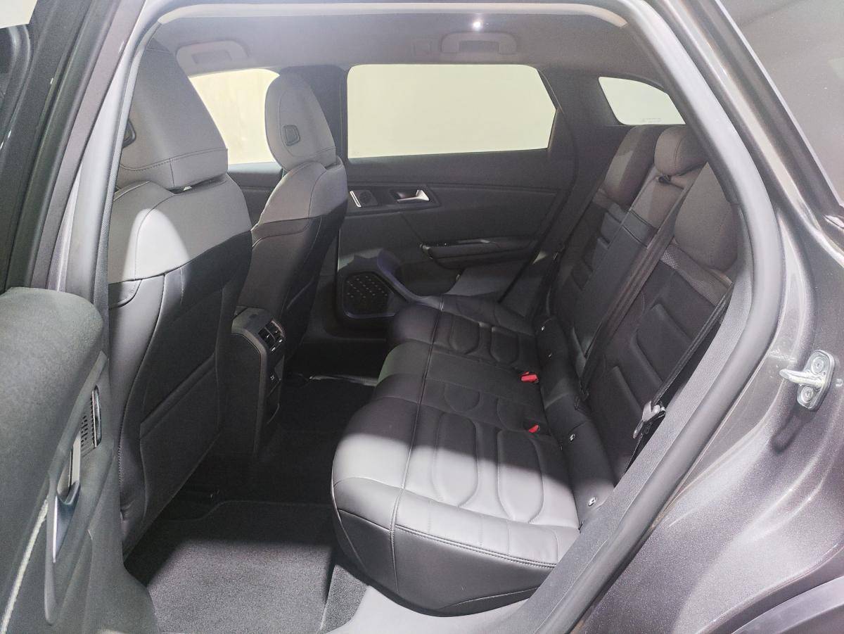 citroen-c5-x-2025-hibrido-a-gasolina-1598cc
