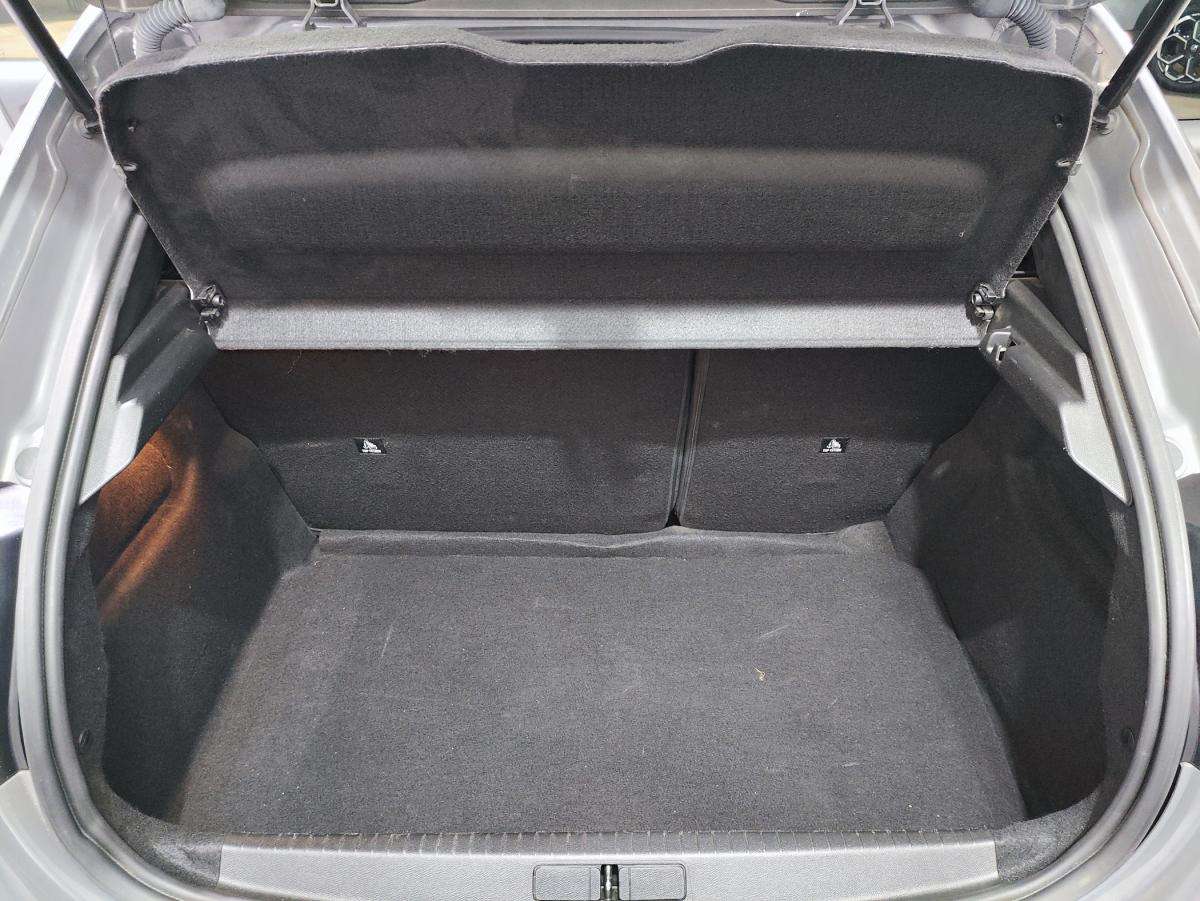 peugeot-208-2026-gasolina-1199cc