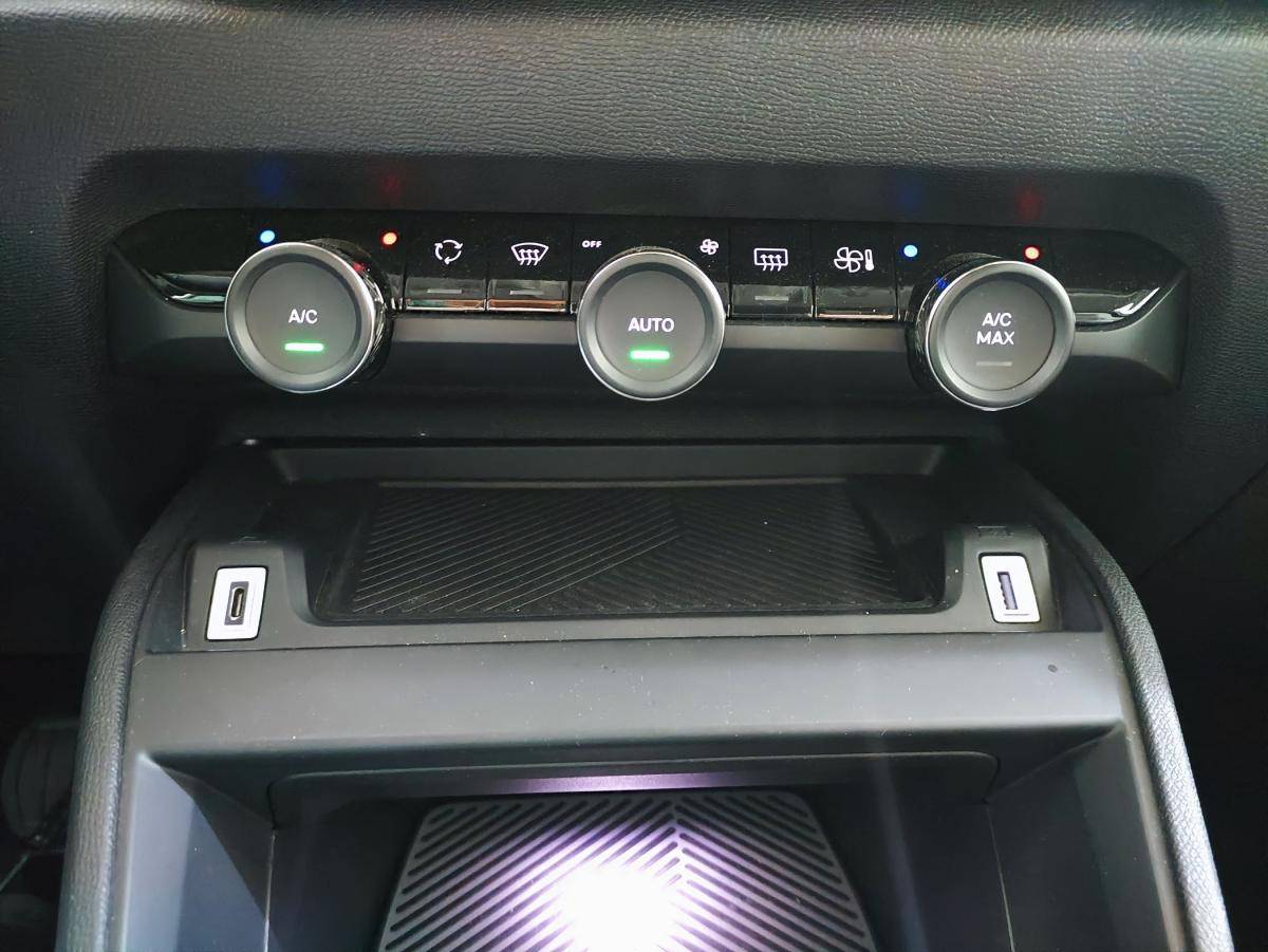 citroen-c4-2025-gasolina-1199cc