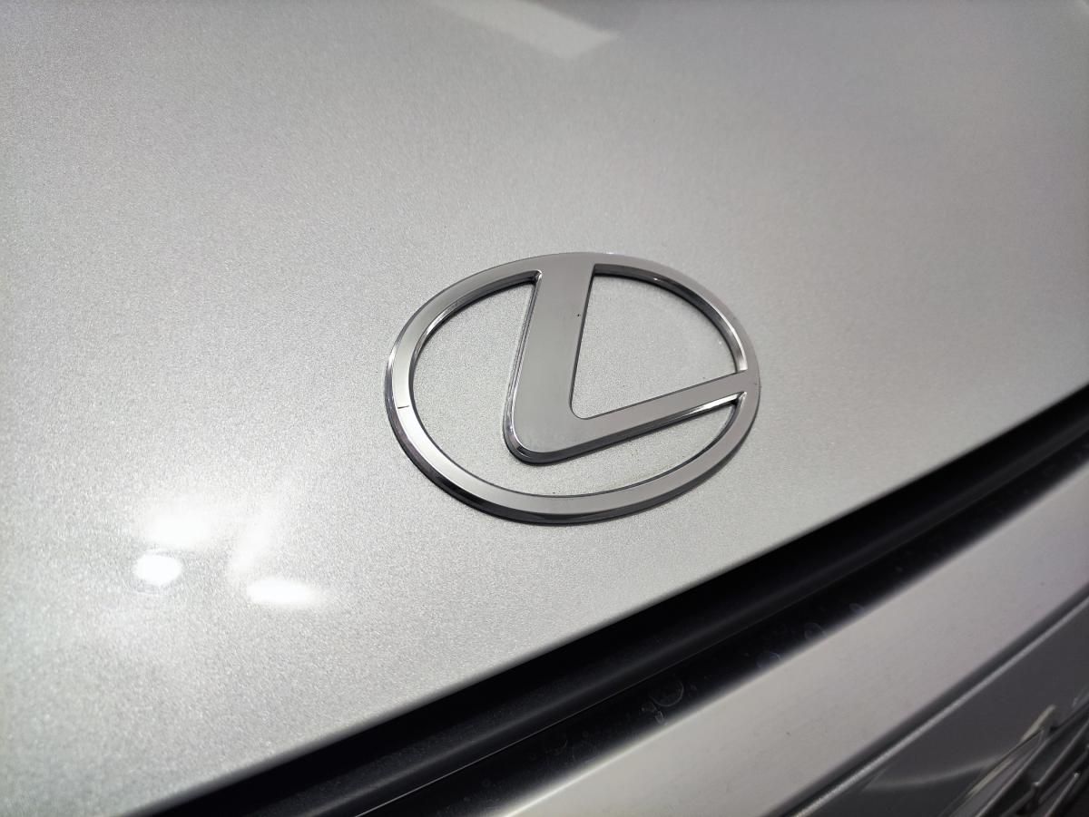 lexus-lbx-2025-hibrido-a-gasolina-1490cc