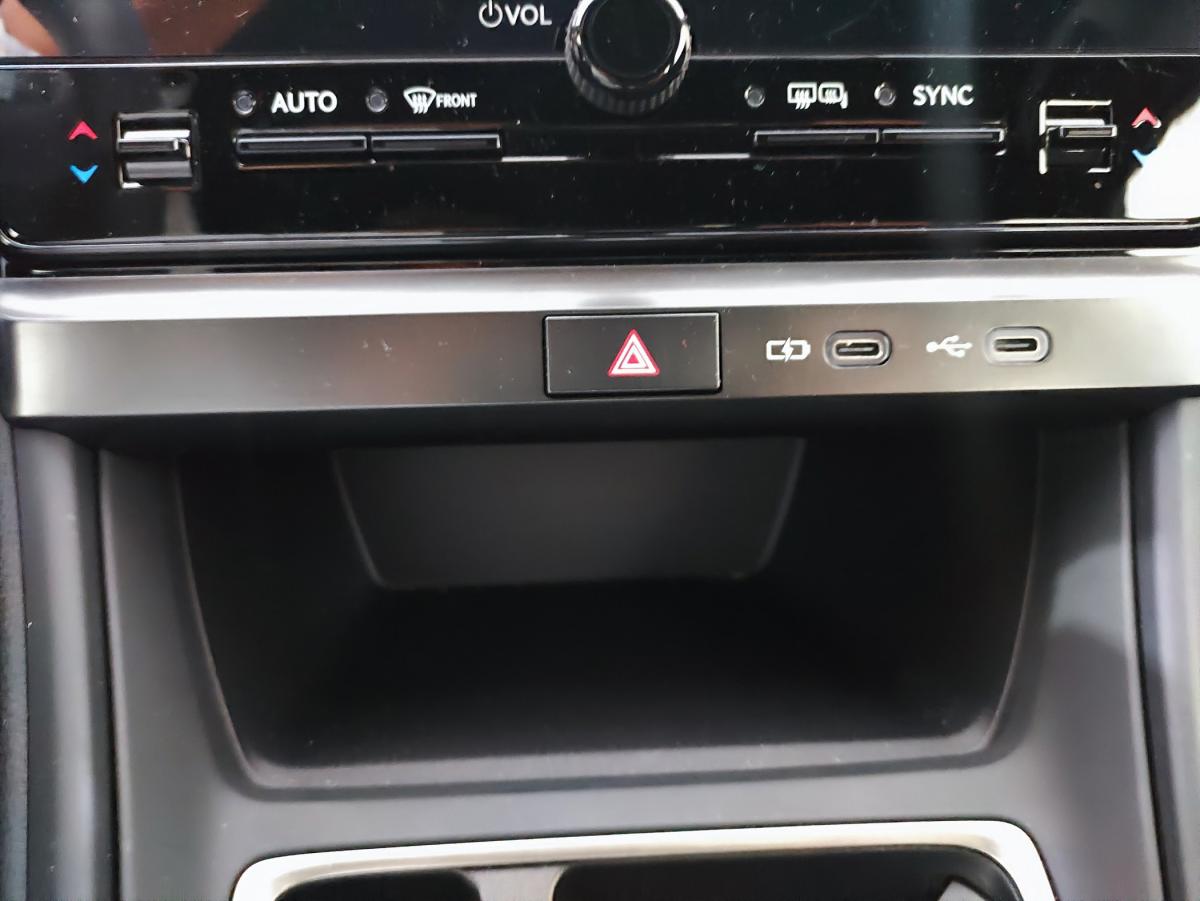 lexus-lbx-2025-hibrido-a-gasolina-1490cc