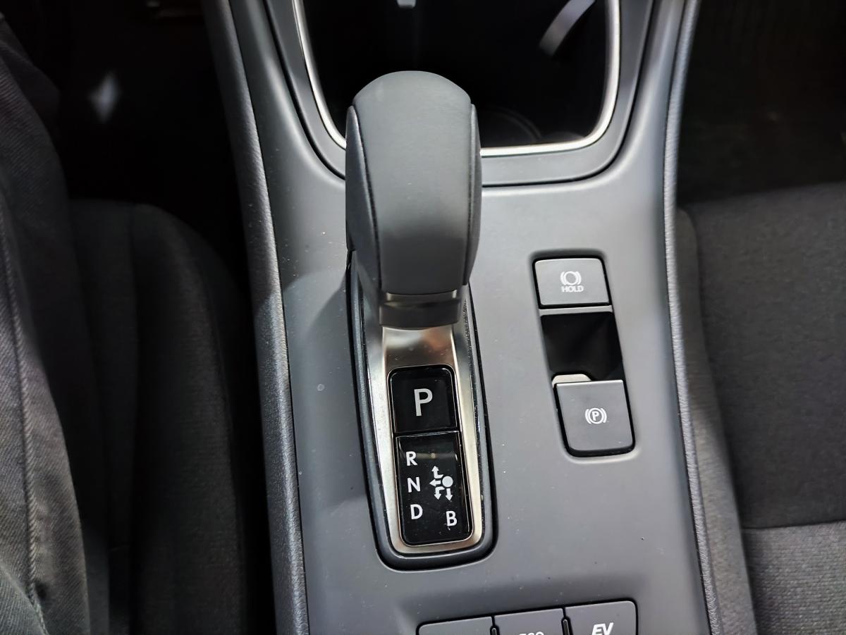 lexus-lbx-2025-hibrido-a-gasolina-1490cc
