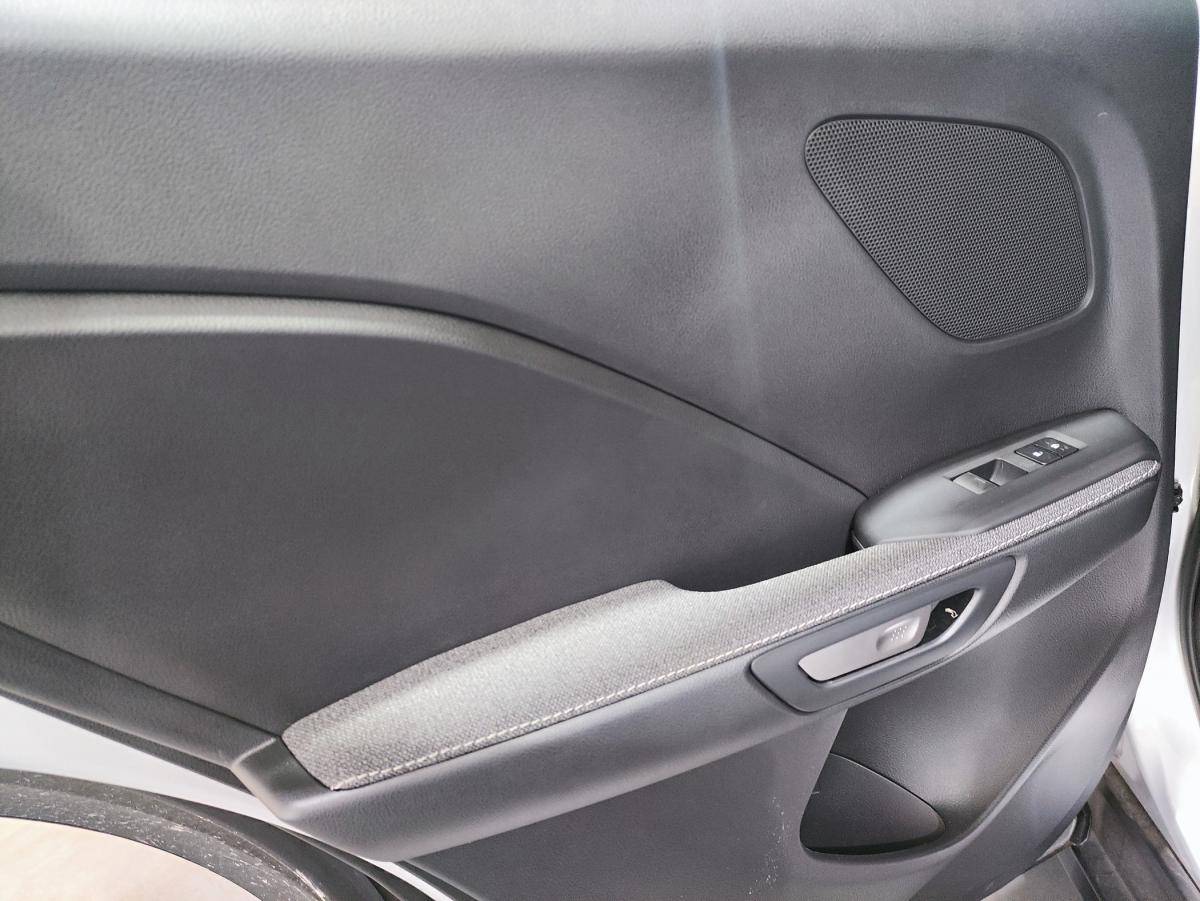 lexus-lbx-2025-hibrido-a-gasolina-1490cc