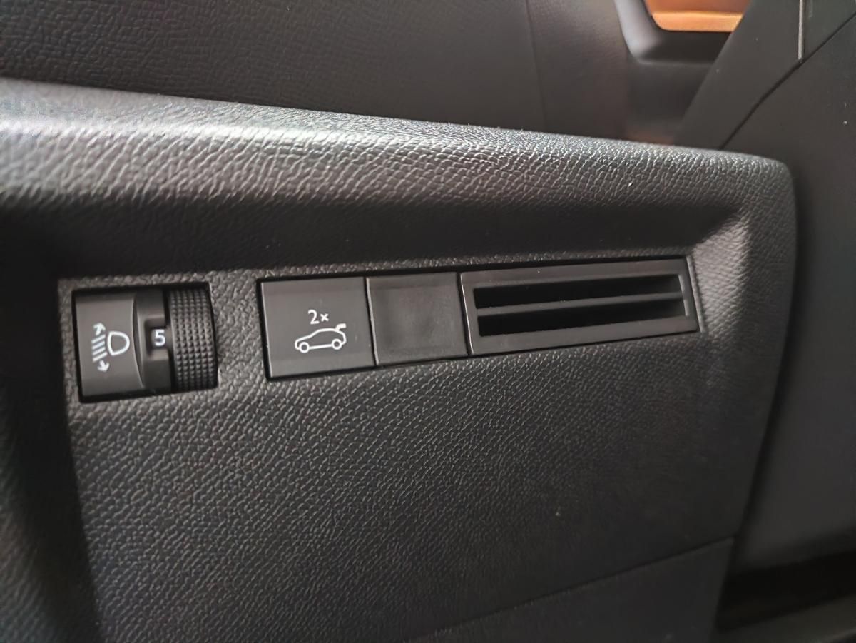 citroen-c4-2023-gasolina-1199cc