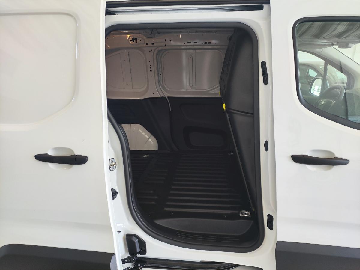 citroen-berlingo-2025-diesel-1499cc
