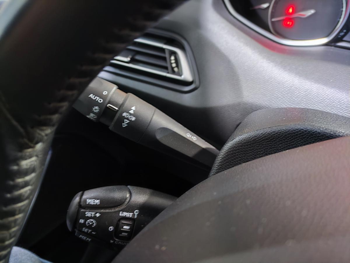 peugeot-308-sw-2021-diesel-1499cc
