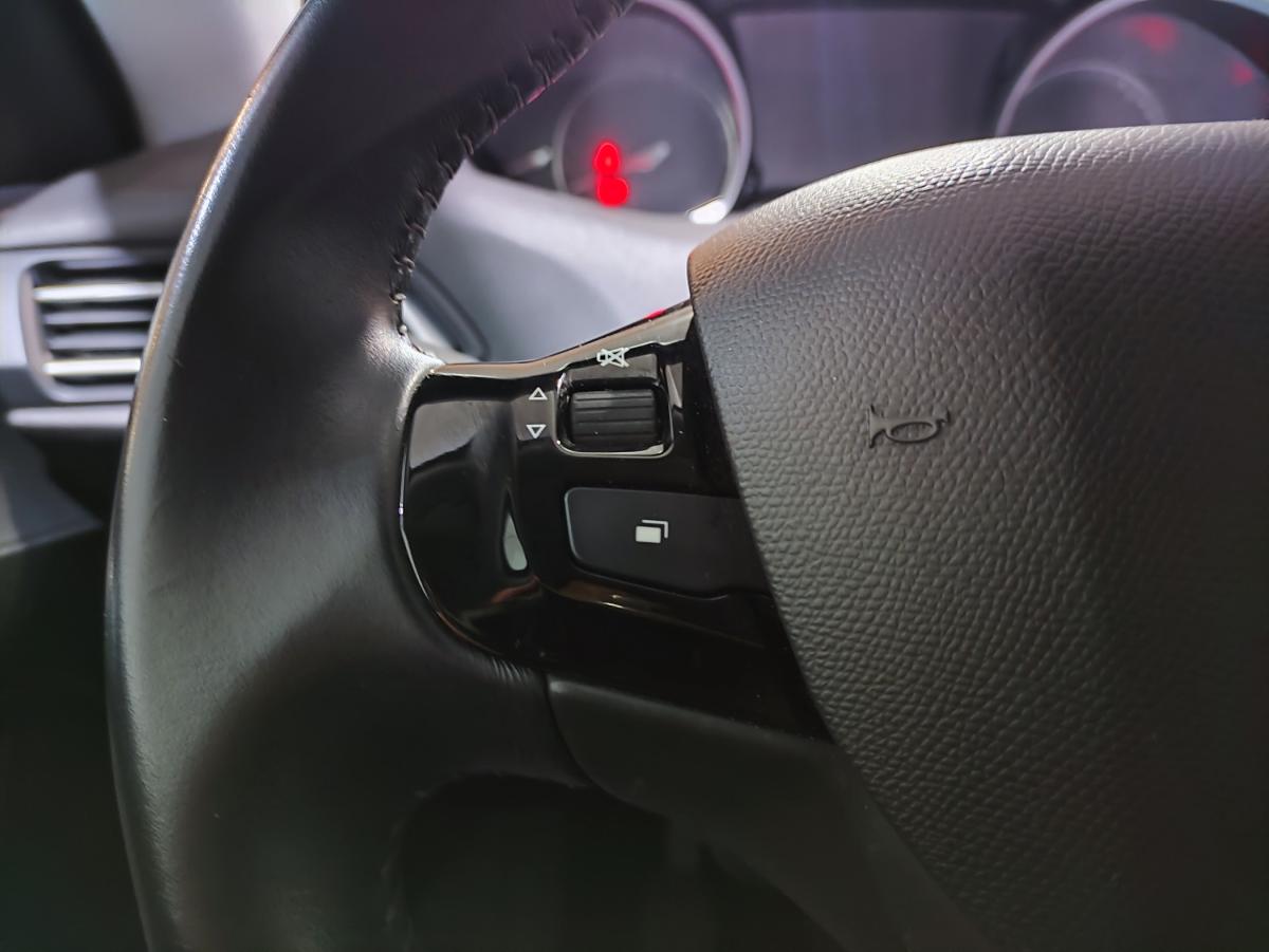 peugeot-308-sw-2021-diesel-1499cc