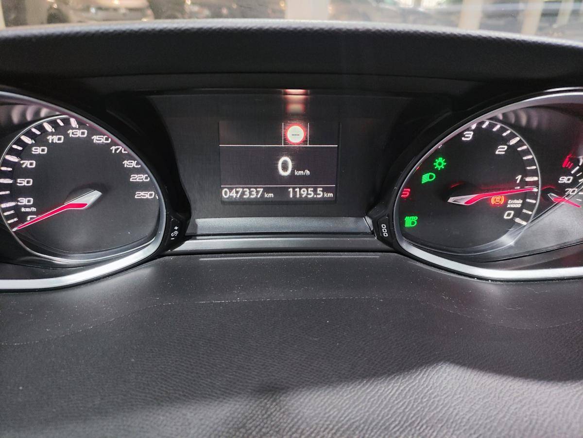 peugeot-308-sw-2021-diesel-1499cc