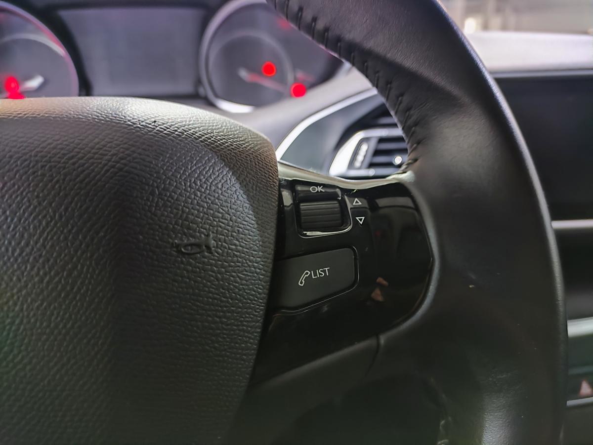 peugeot-308-sw-2021-diesel-1499cc