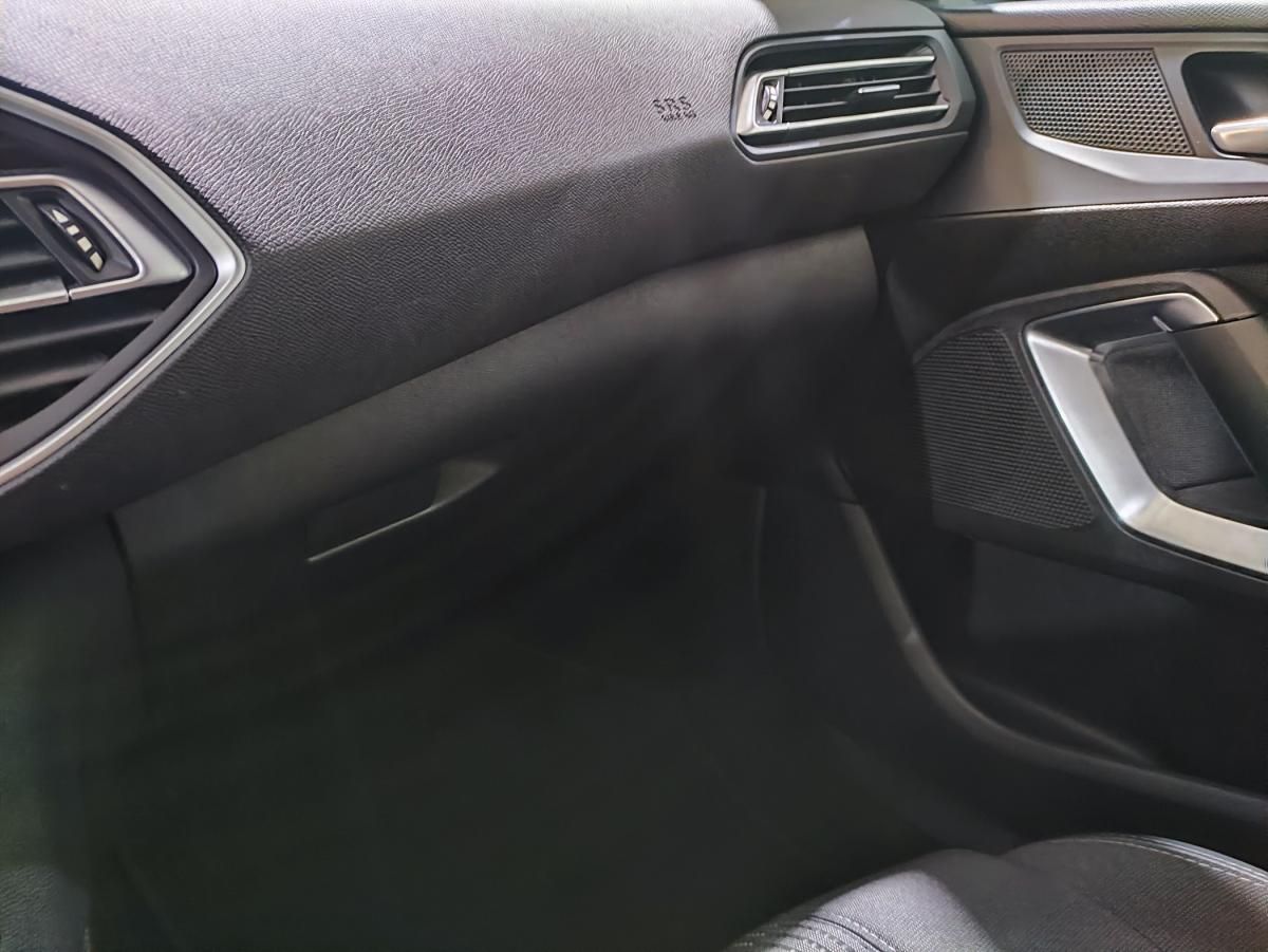 peugeot-308-sw-2021-diesel-1499cc