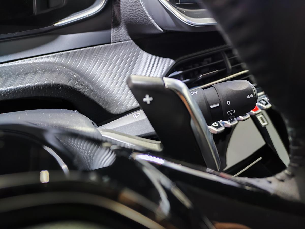 peugeot-208-2025-gasolina-1199cc