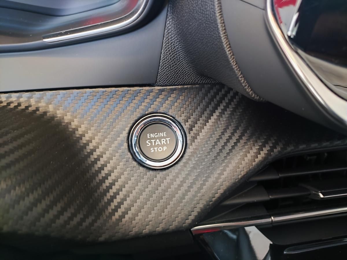 peugeot-208-2024-eletrico-500cc