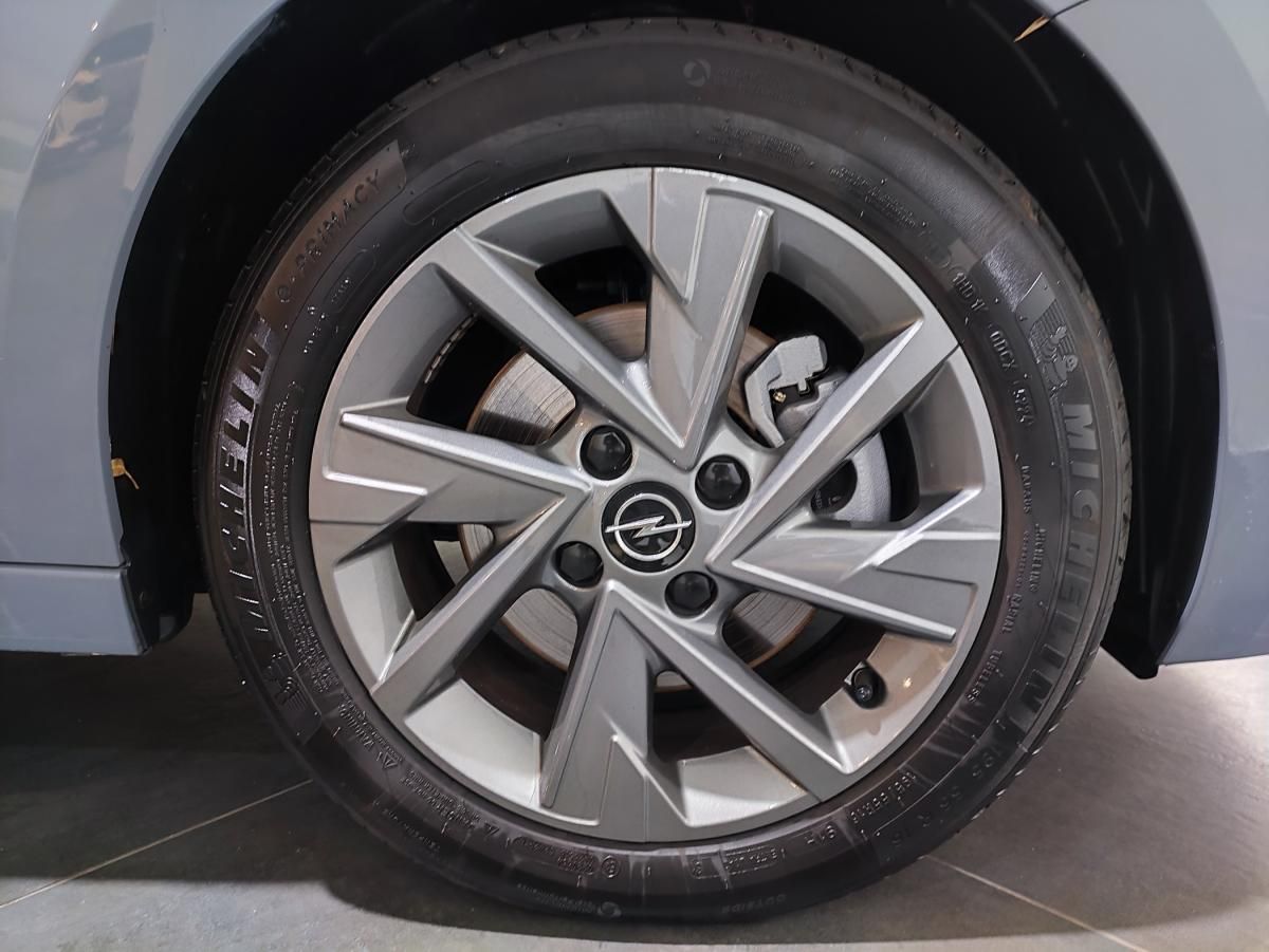 opel-corsa-2025-gasolina-1199cc
